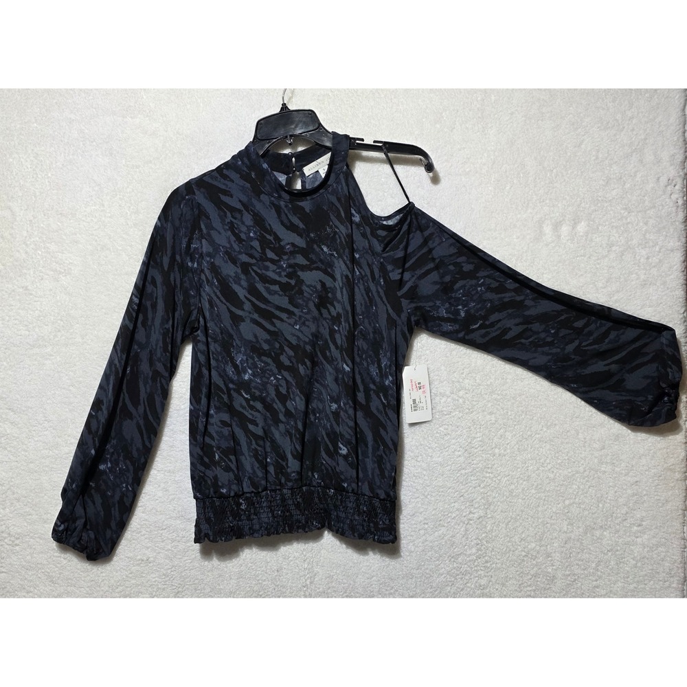 ALLISON JOY Black Gray Tiger Print Cold Shoulder Mock Neck Long Sleeve Top Sz S